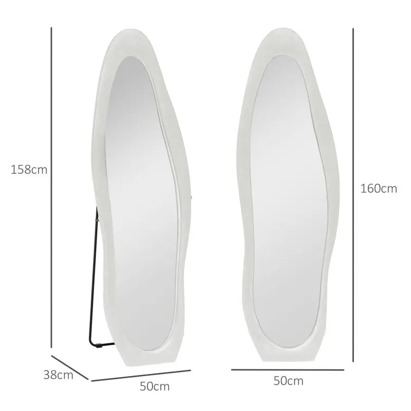 Miroir pleine longueur ondulé velours blanc